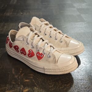 Converse Women's Cream and Red Heart Sneakers